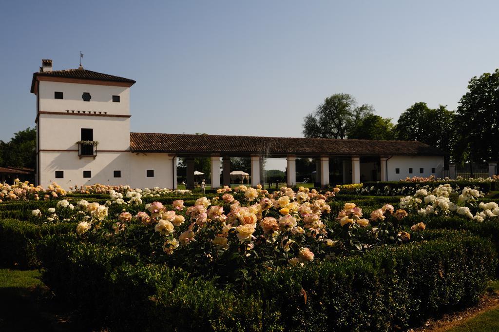 Borgo Dei Conti Della Torre Casa de hóspedes Morsano al Tagliamento Exterior foto